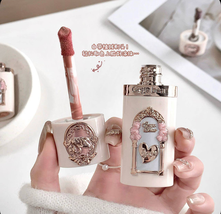 رژگونه سلطنتی طرح فلاورنوز gegebear