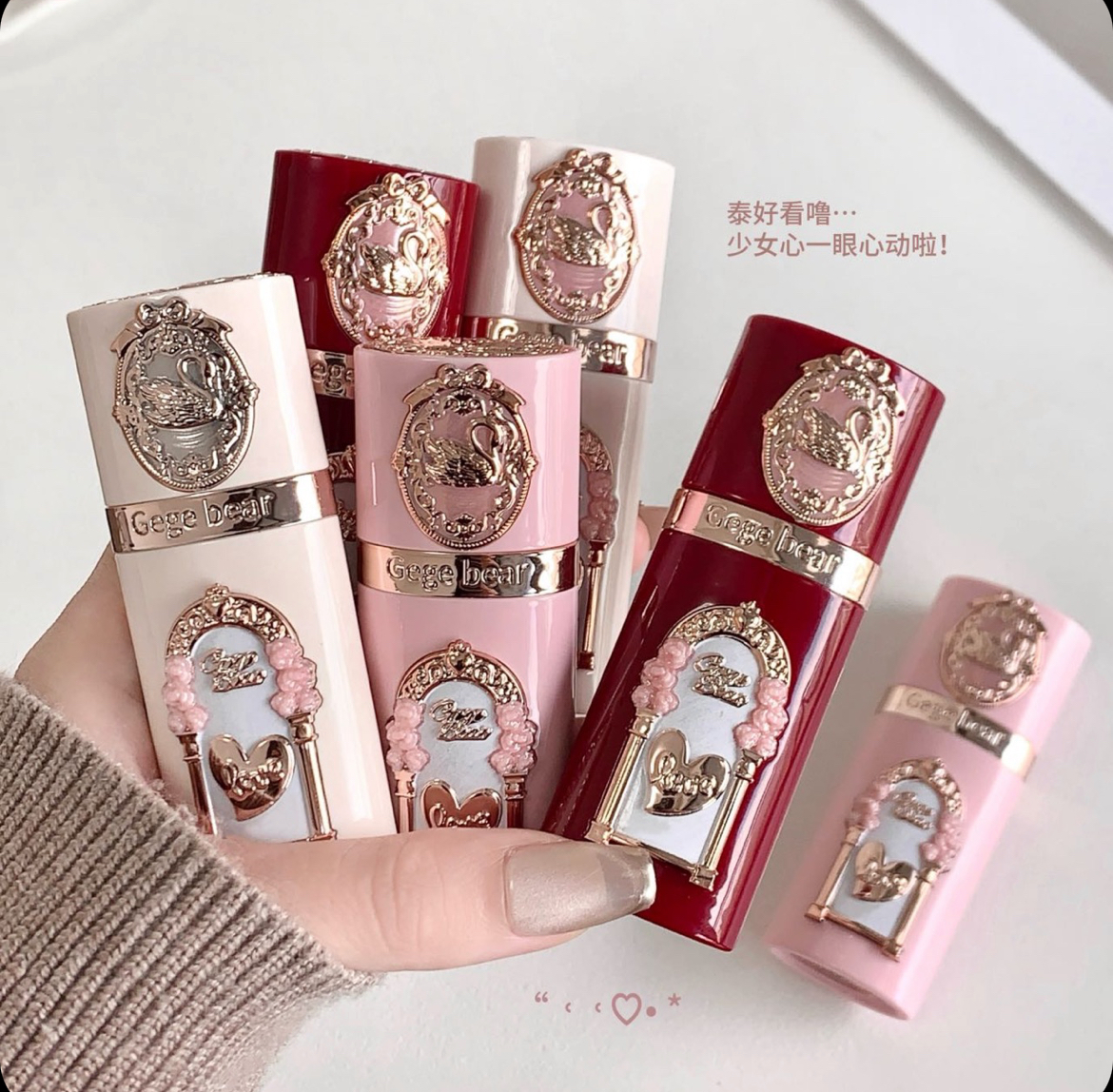 رژگونه سلطنتی طرح فلاورنوز gegebear